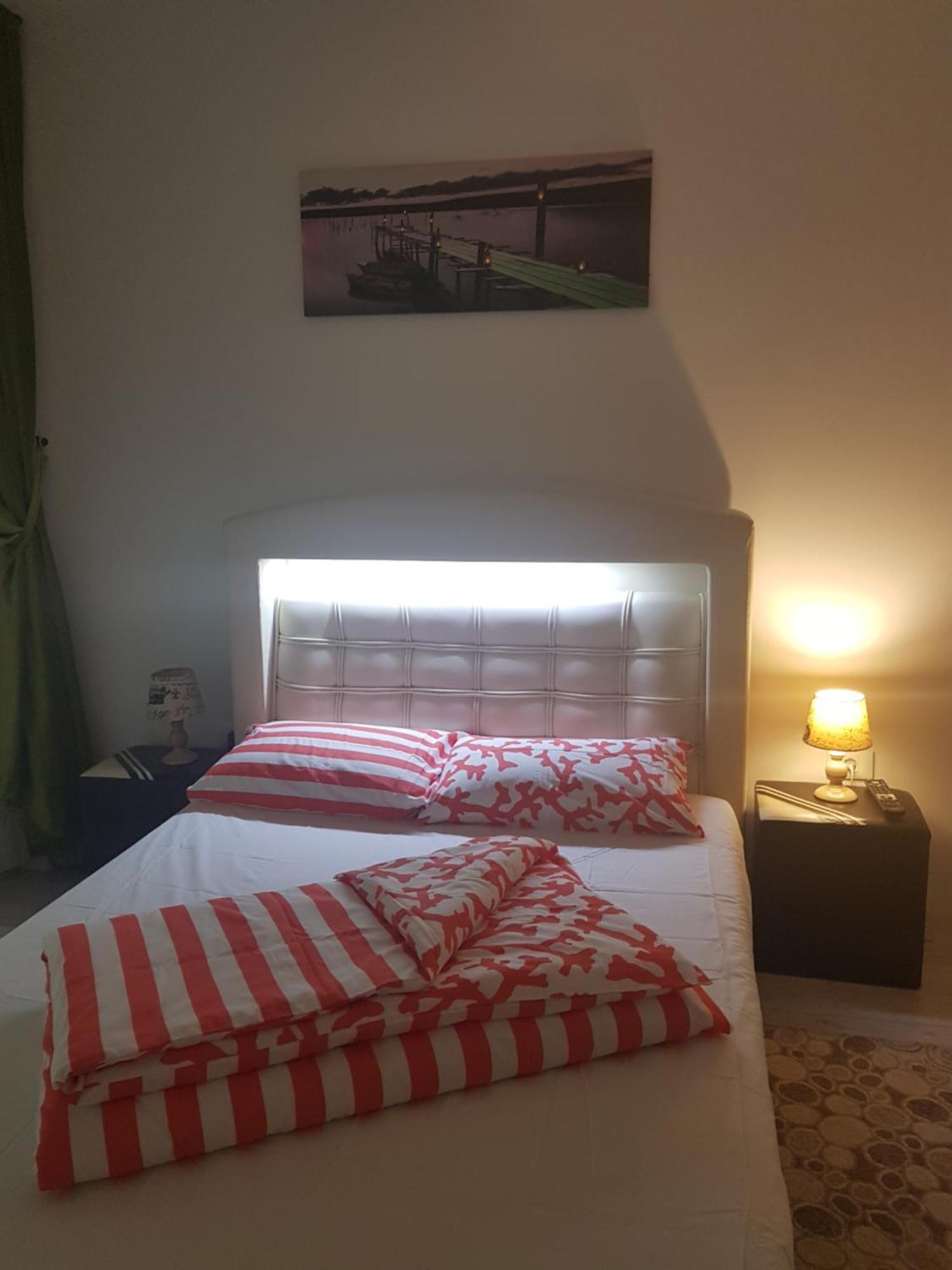 Apartament Ultracentral Monadin 2 Брашов Номер фото